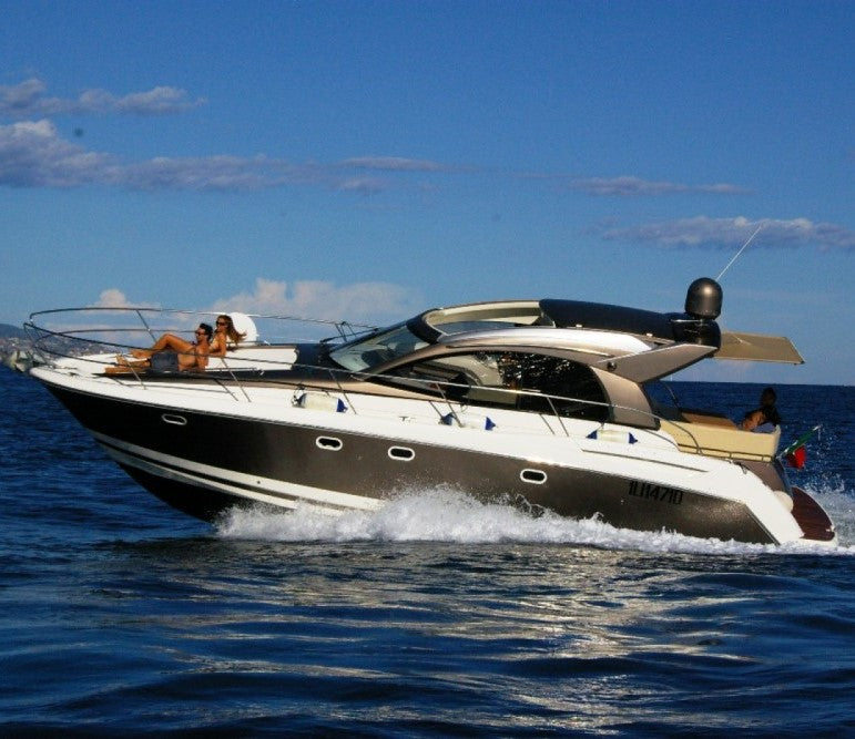 Jeanneau Prestige 34 in Antibes France